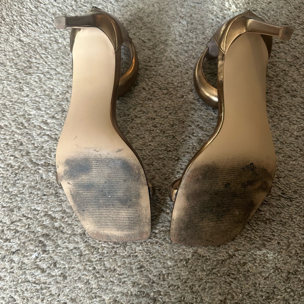 Steve Madden Metallic Gold Heels - Picture 5 of 5